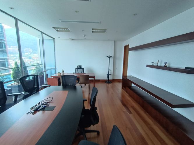 Oficina en Arriendo en Santa Barbara, Bogotá - Miniatura 13