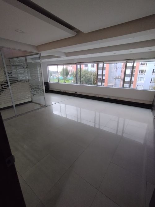 Edificio en Arriendo en Fontibon, Bogotá - Miniatura 7
