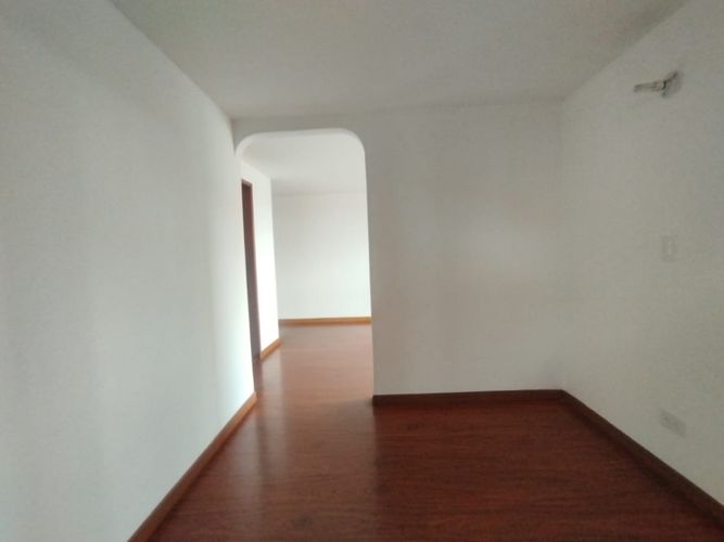 Apartamento en  Arriendo en Bella suiza, Bogotá - Miniatura 3