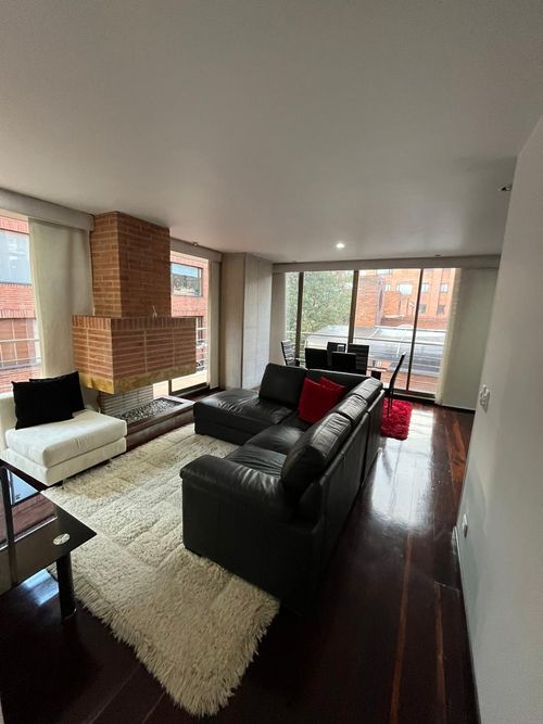 Apartamento en Arriendo en El Virrey, Bogotá - Miniatura 2