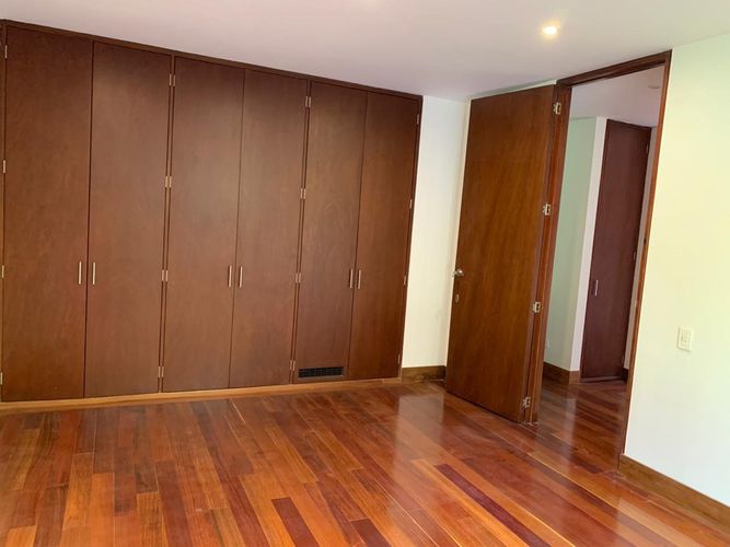 Apartamento en Arriendo en Lindaraja, Bogotá - Miniatura 10