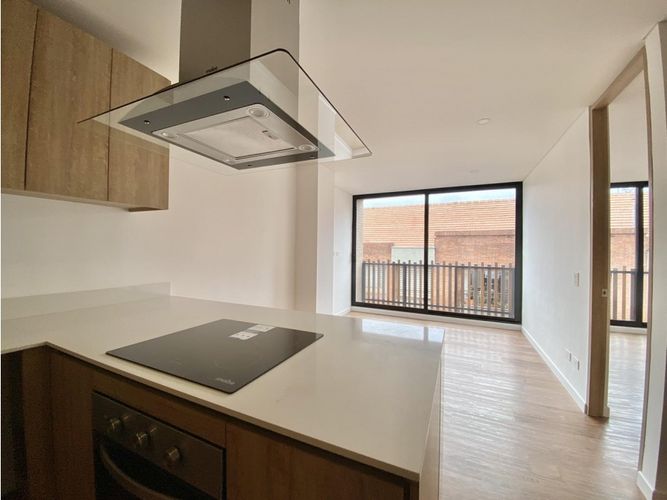 Apartaestudio en  Venta en Santa Barbara, Bogotá - Miniatura 2