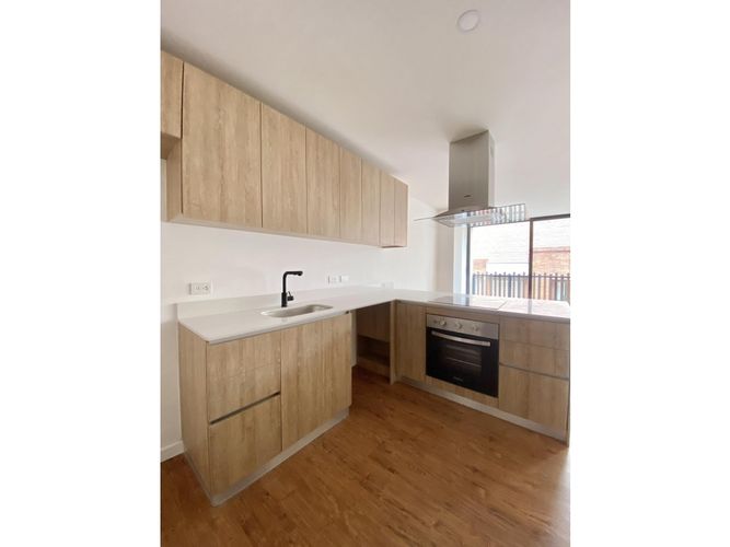 Apartaestudio en  Venta en Santa Barbara, Bogotá - Miniatura 3