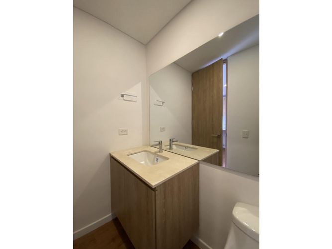 Apartaestudio en  Venta en Santa Barbara, Bogotá - Miniatura 7