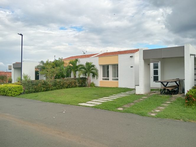 Casa en Arriendo en El Castillo, Jamundí - Imagen 1