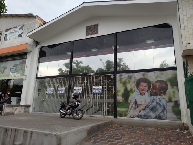 Local en Arriendo en Prados del norte, Cali - Miniatura 2