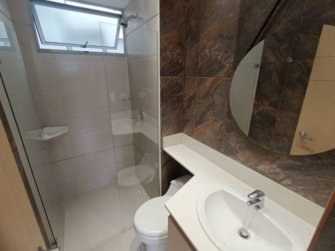 Apartamento en Arriendo en Camino Verde, Envigado - Miniatura 7