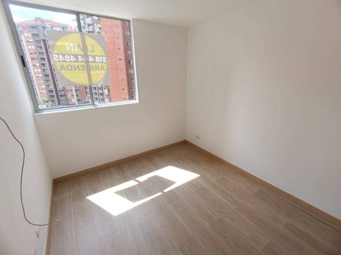 Apartamento en Arriendo en Camino Verde, Envigado - Miniatura 12
