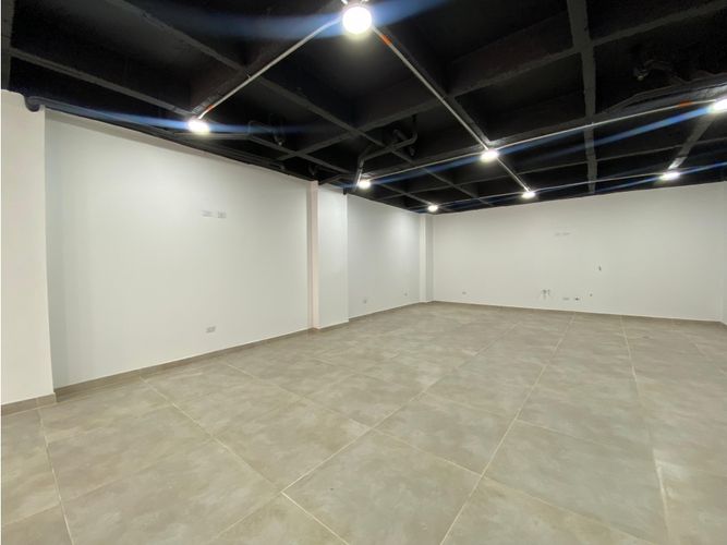 Local en Arriendo en Cabañas, Medellín - Miniatura 2