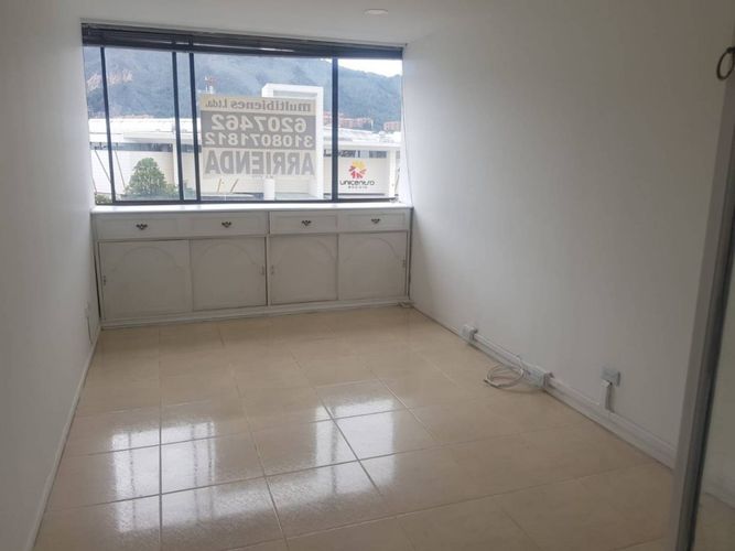 Oficina en  Arriendo en Santa Barbara, Bogotá - Miniatura 2