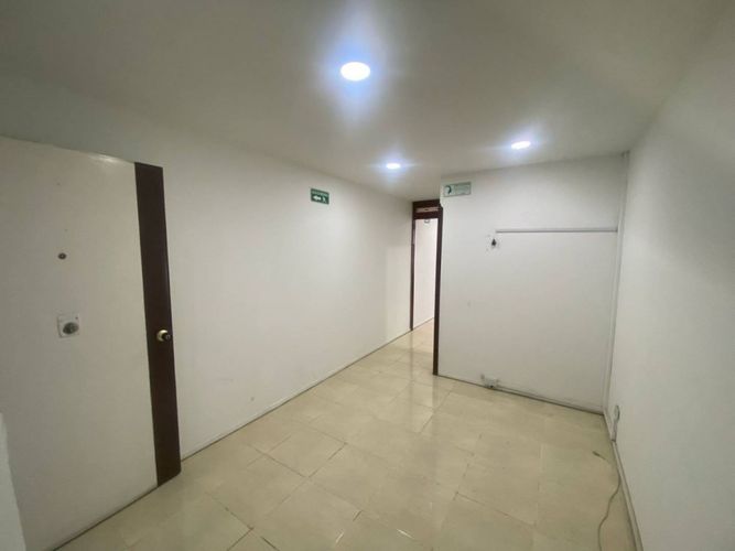 Oficina en  Arriendo en Santa Barbara, Bogotá - Miniatura 4