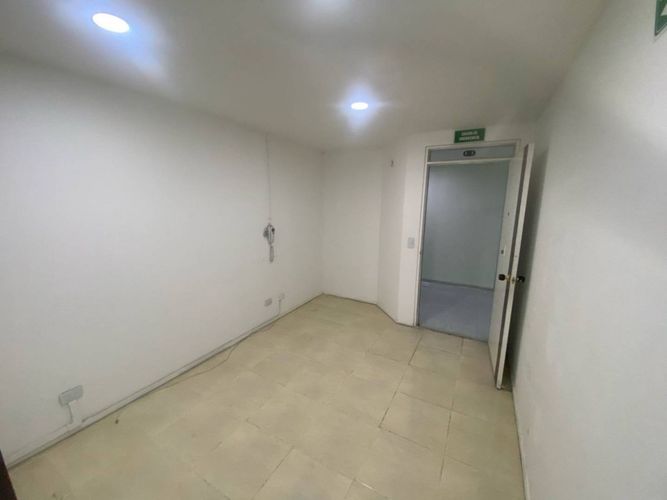 Oficina en  Arriendo en Santa Barbara, Bogotá - Miniatura 7