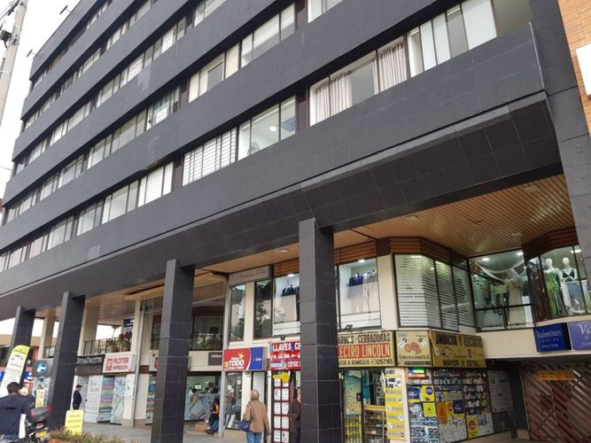 Oficina en  Arriendo en Santa Barbara, Bogotá - Miniatura 12