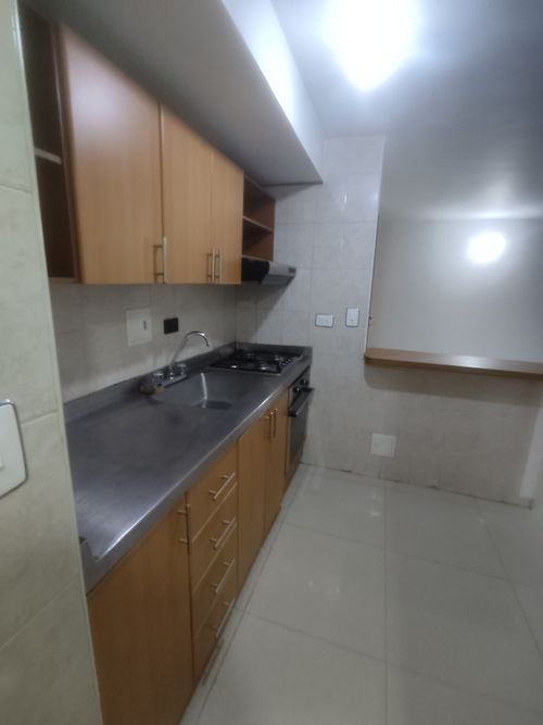 Apartamento en Arriendo en Pinares, Pereira - Miniatura 3