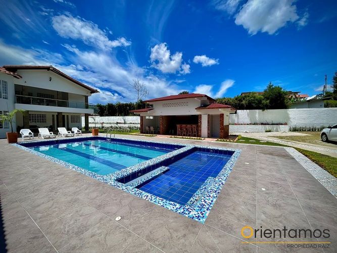 Finca en arriendo en Alto de la virgen, Guarne - Miniatura 23