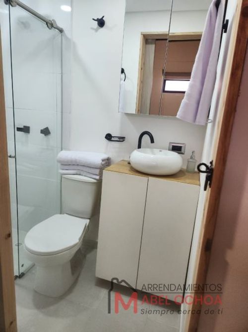 Apartamento en arriendo en Laureles, Medellín - Miniatura 9