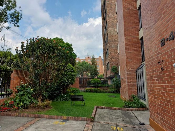 Apartamento en Venta en Cedritos, Bogotá - Miniatura 2