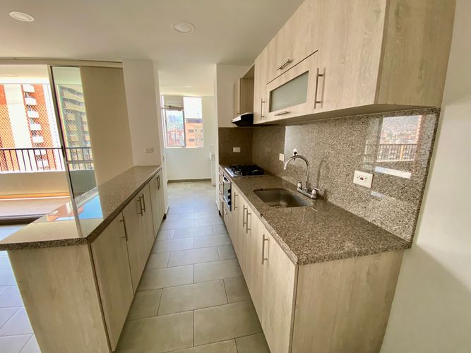 Apartamento en Venta en Laureles, Medellín - Miniatura 2