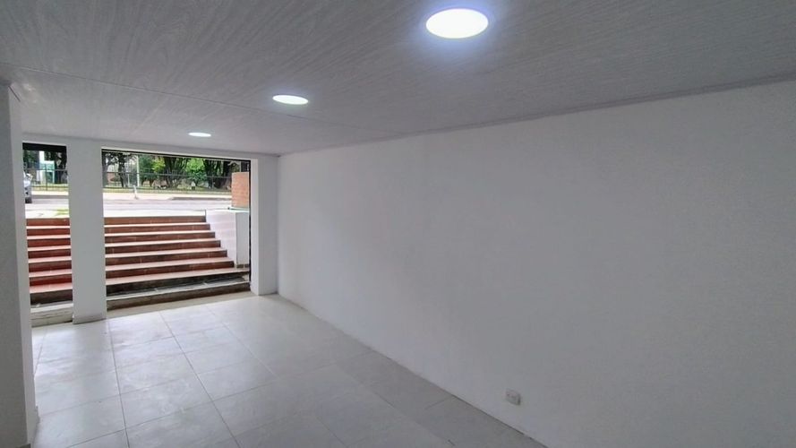 Local en Arriendo en Colina Campestre, Bogotá - Miniatura 3