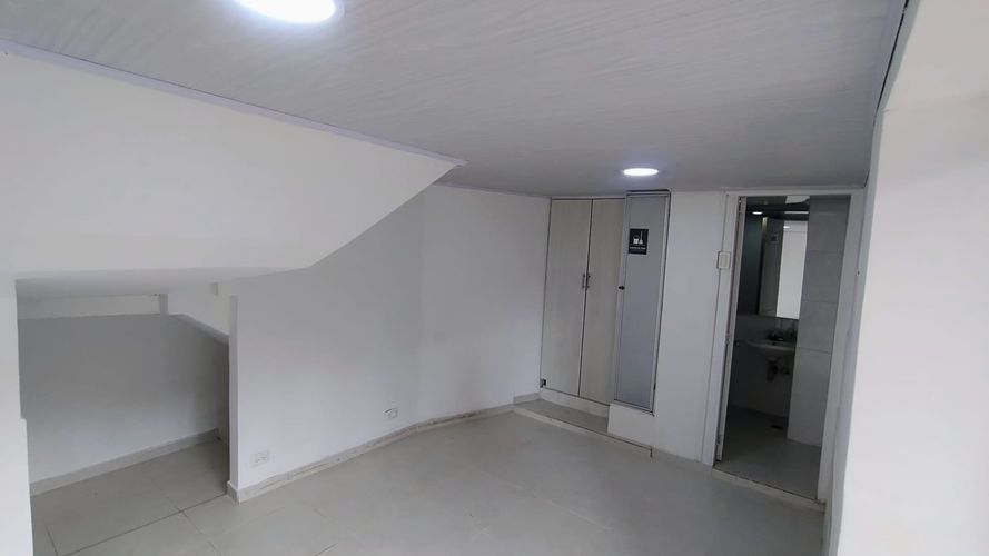 Local en Arriendo en Colina Campestre, Bogotá - Miniatura 4