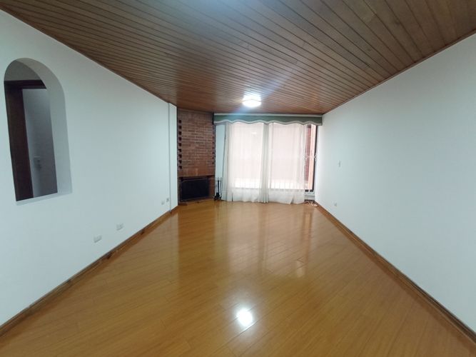 Apartamento en Arriendo en Nueva Autopista, Bogotá - Miniatura 4