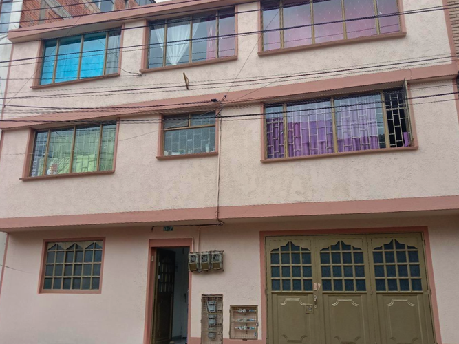 Casa en venta en Santa lucia, Bogotá - Imagen 1