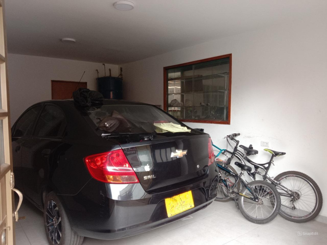 Casa en venta en Santa lucia, Bogotá - Miniatura 2