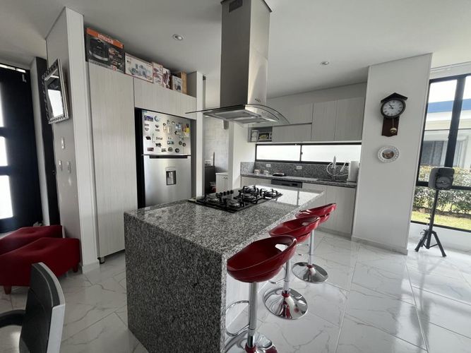 Casa en venta en Cota - Miniatura 9