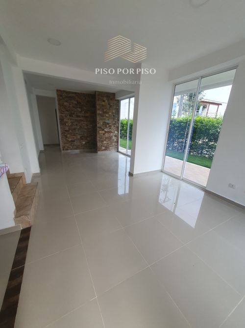 Casa en Arriendo en Las Mercedes, Jamundí - Miniatura 2
