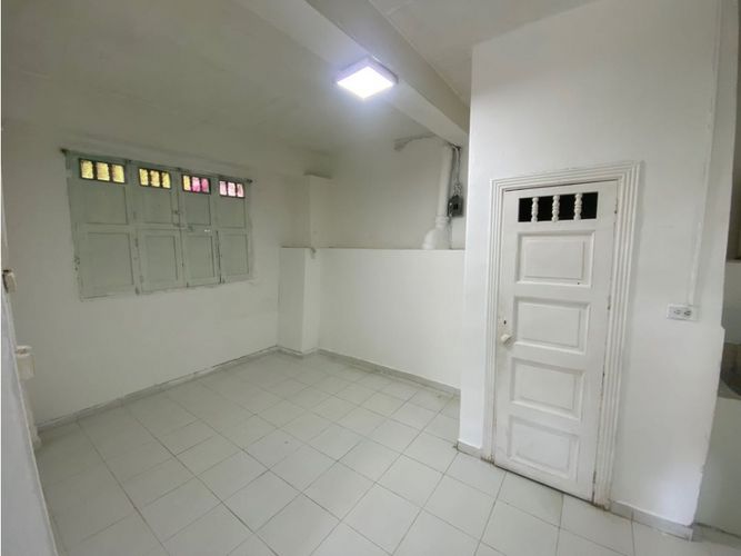 Apartaestudio en  Arriendo en Boston, Medellín - Miniatura 5