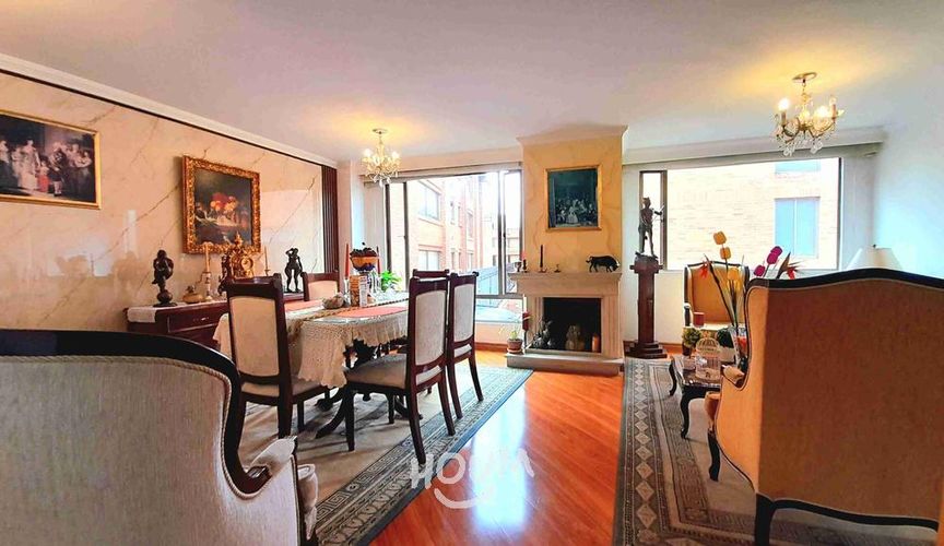 Apartamento en  Venta en Santa Barbara, Bogotá - Imagen 1