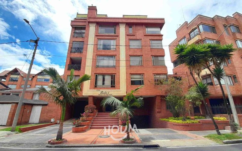 Apartamento en  Venta en Santa Barbara, Bogotá - Miniatura 2