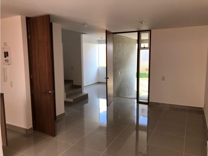 Casa en Arriendo en Ciudad Country, Jamundí - Miniatura 3