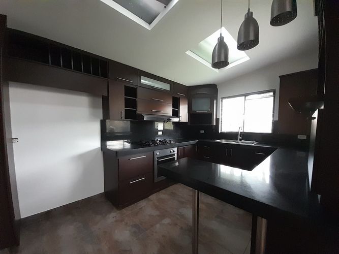 Casa en Arriendo en La Florida, Villamaria - Miniatura 4