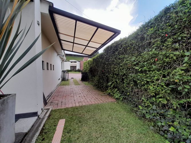 Casa en Arriendo en La Florida, Villamaria - Miniatura 9