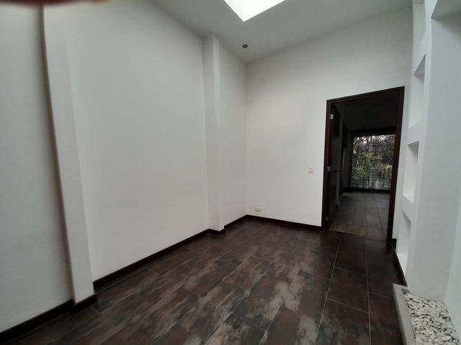 Casa en Arriendo en La Florida, Villamaria - Miniatura 12