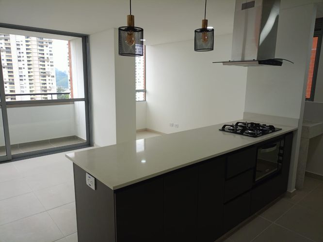 Apartaestudio en Venta en Suramerica, Itaguí - Miniatura 3