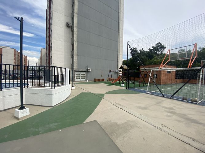 Apartamento en Arriendo en Prados del norte, Cali - Miniatura 4