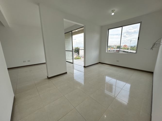 Apartamento en Arriendo en Prados del norte, Cali - Miniatura 17