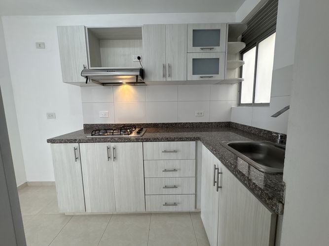 Apartamento en Arriendo en Prados del norte, Cali - Miniatura 21