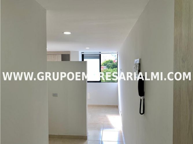 Apartaestudio en Arriendo en San javier, Medellín - Miniatura 3