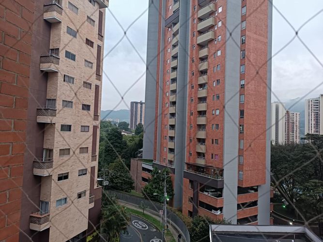 Apartamento en Venta en Suramérica, Itaguí - Miniatura 3