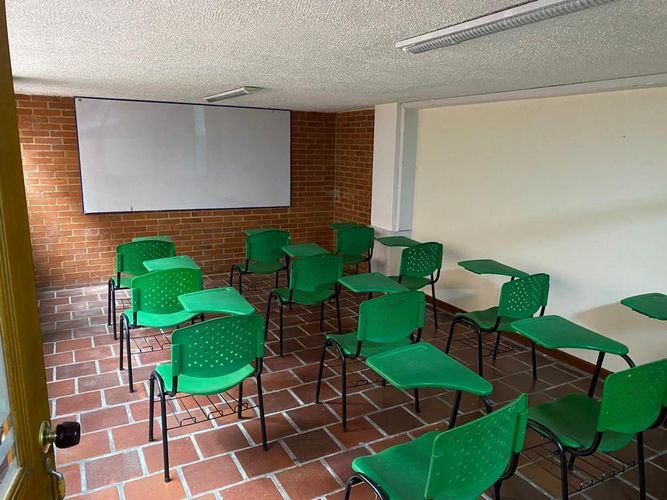 Edificio en  Arriendo en Colombia, Bogotá - Miniatura 2