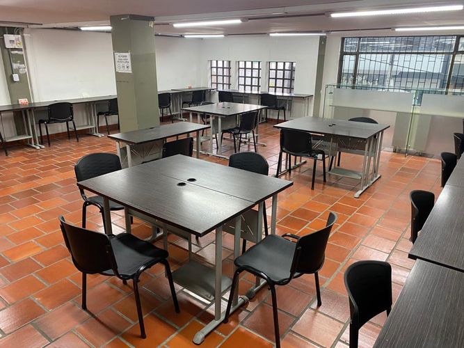Edificio en  Arriendo en Colombia, Bogotá - Miniatura 8