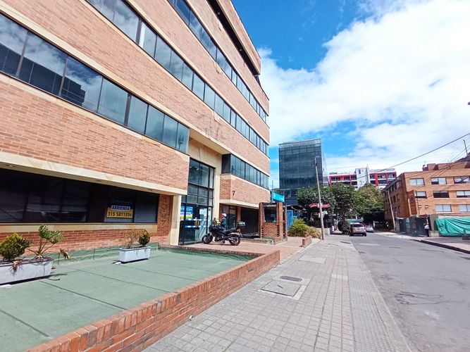 Edificio en Arriendo en Chico norte, Bogotá - Miniatura 3