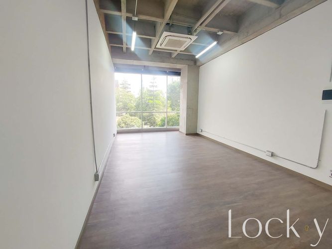 Oficina en  Venta en Milla de Oro, Medellín - Imagen 1
