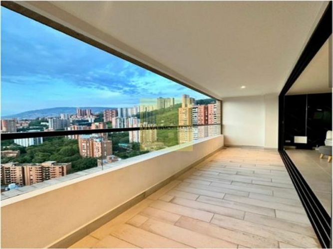 Apartaestudio en Venta en El Poblado, Medellín - Miniatura 4
