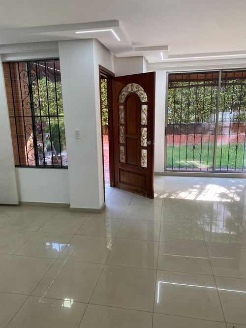 Casa en Venta en Urbanizacion san joaquin, Cali - Miniatura 3
