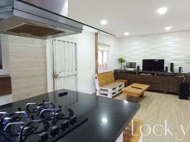 Finca en  Venta en Santa Elena, Envigado - Miniatura 2