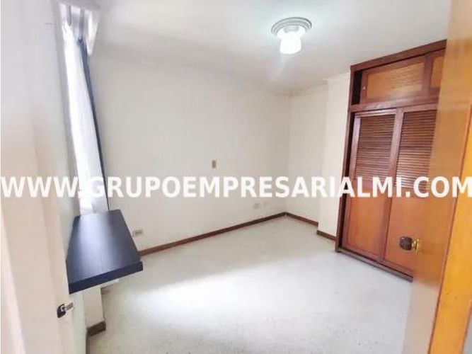 Apartaestudio en Arriendo en Belén, Medellín - Miniatura 4
